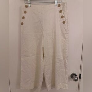 Ann Taylor Petite Women’s The Easy Crop pants. Size 8P